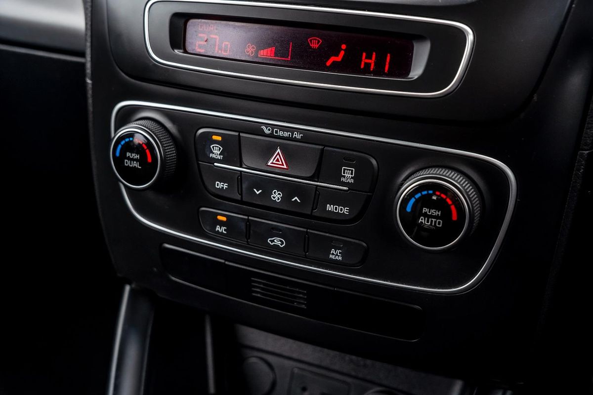 2014 Kia Sorento SLi XM