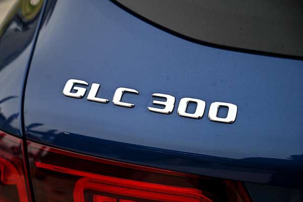 2021 Mercedes-Benz GLC-Class GLC300 X253
