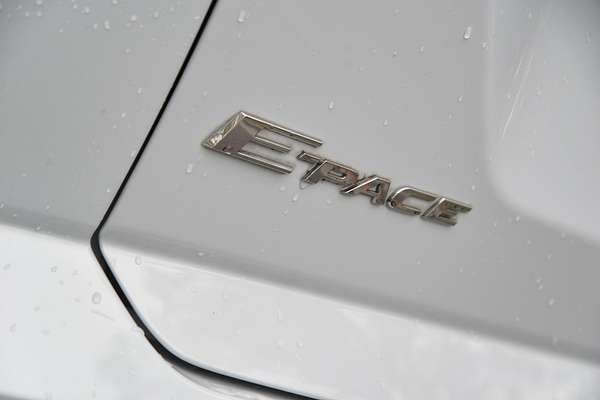 2018 Jaguar E-PACE D240 SE X540