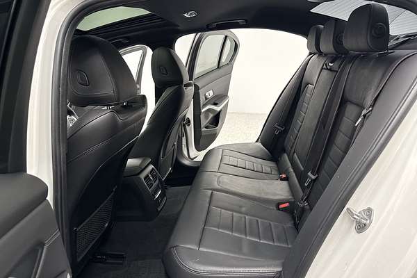 2020 BMW 3 Series 330i M Sport G20