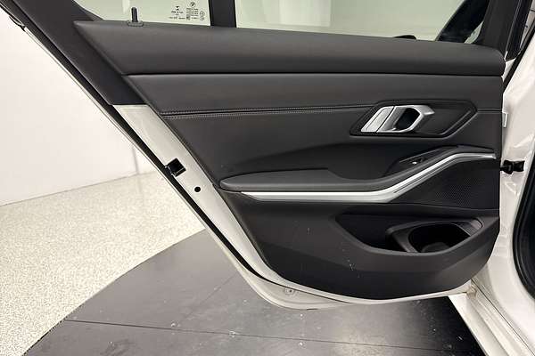 2020 BMW 3 Series 330i M Sport G20