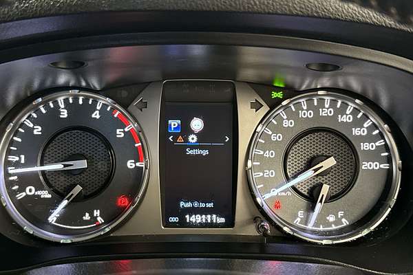 2020 Toyota Hilux SR5 GUN126R 4X4