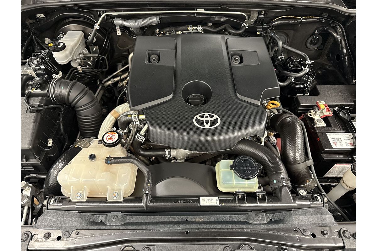 2020 Toyota Hilux SR5 GUN126R 4X4