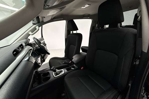 2020 Toyota Hilux SR5 GUN126R 4X4