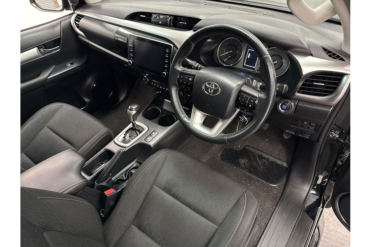 2020 Toyota Hilux SR5 GUN126R 4X4