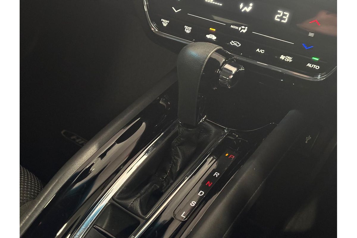 2016 Honda HR-V VTi-S