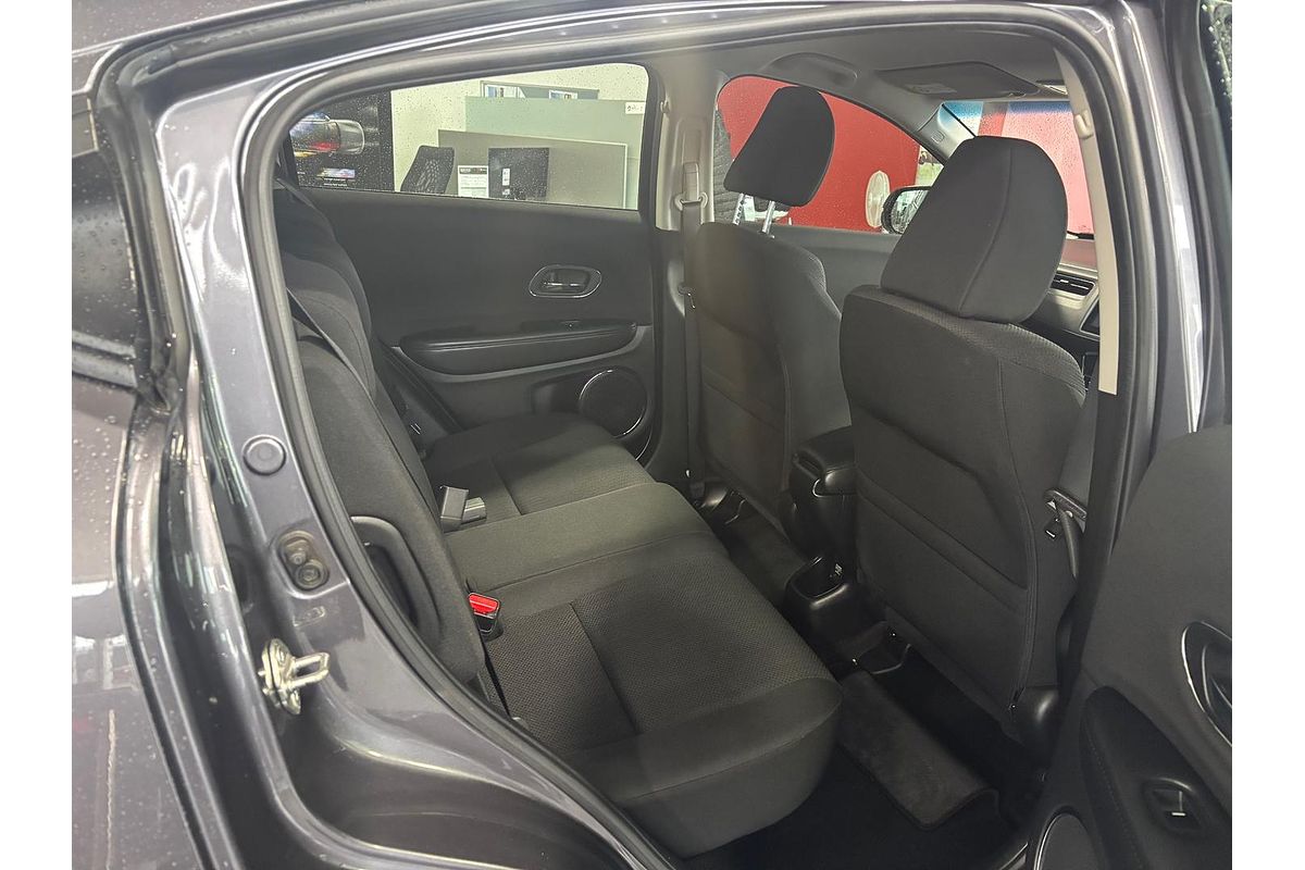 2016 Honda HR-V VTi-S