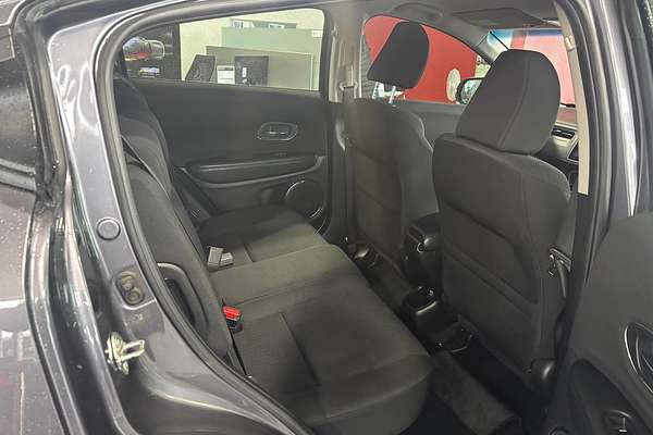 2016 Honda HR-V VTi-S