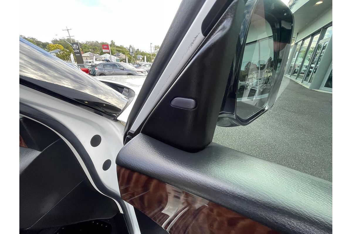2019 Nissan Patrol Ti Y62 Series 5