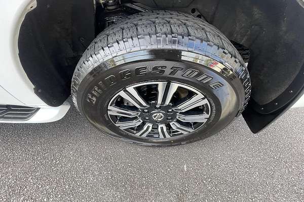 2019 Nissan Patrol Ti Y62 Series 5