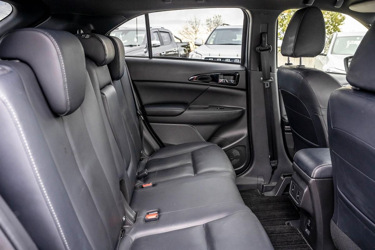 2022 Mitsubishi Eclipse Cross PHEV Exceed YB