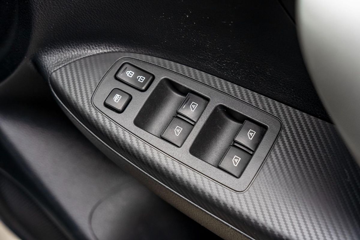 2022 Mitsubishi Eclipse Cross PHEV Exceed YB