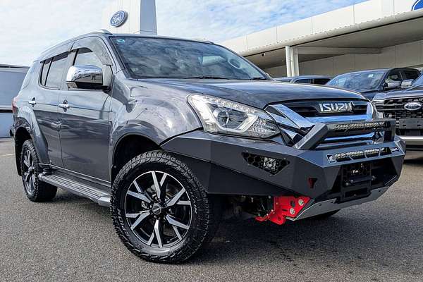 2021 Isuzu MU-X LS-U