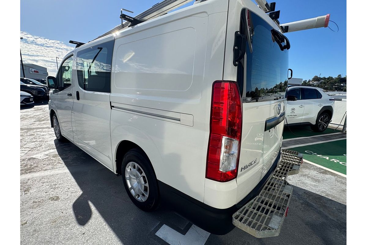 2019 Toyota Hiace