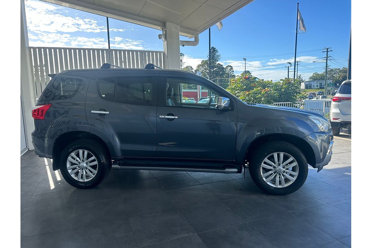 2017 Isuzu MU-X UC MY17