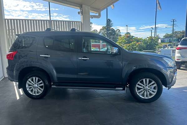 2017 Isuzu MU-X UC MY17