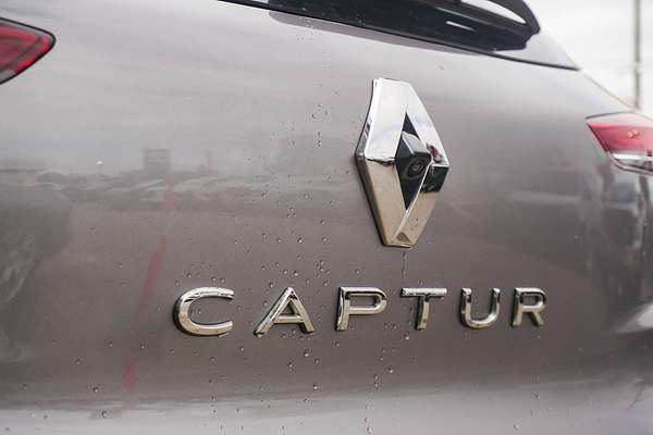 2022 Renault Captur Zen XJB