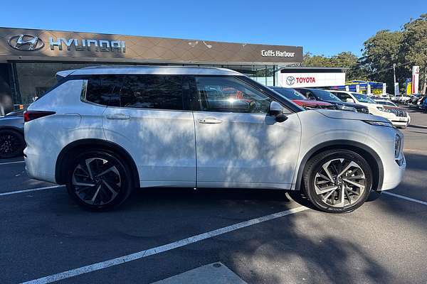 2021 Mitsubishi Outlander Exceed ZM
