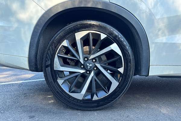 2021 Mitsubishi Outlander Exceed ZM