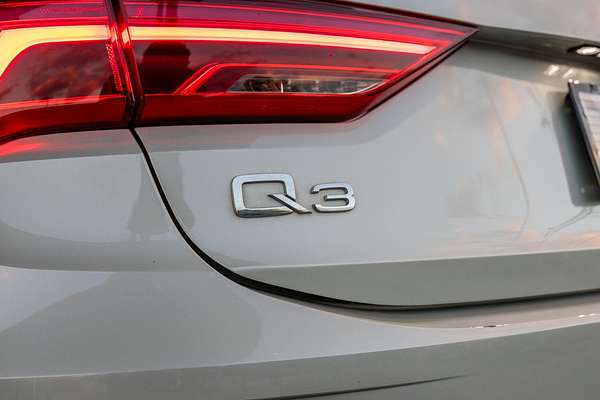 2021 Audi Q3 40 TFSI S line F3