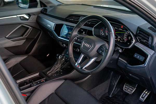 2021 Audi Q3 40 TFSI S line F3