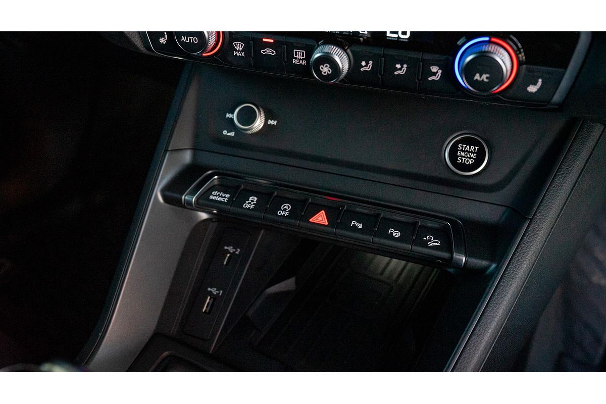 2021 Audi Q3 40 TFSI S line F3