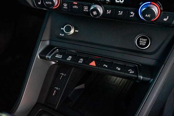 2021 Audi Q3 40 TFSI S line F3