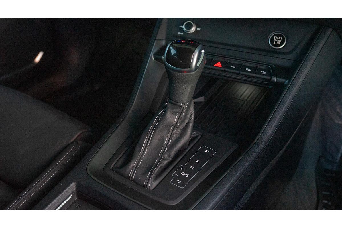 2021 Audi Q3 40 TFSI S line F3