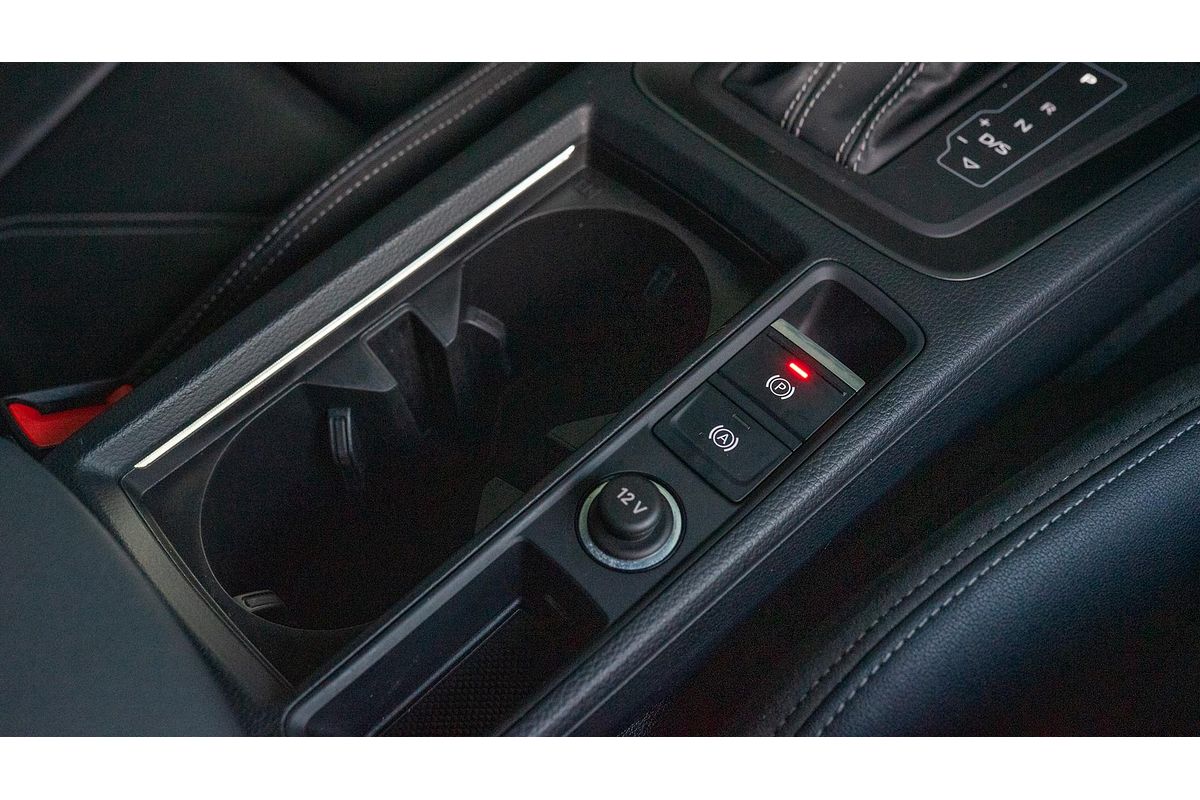 2021 Audi Q3 40 TFSI S line F3