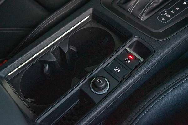2021 Audi Q3 40 TFSI S line F3