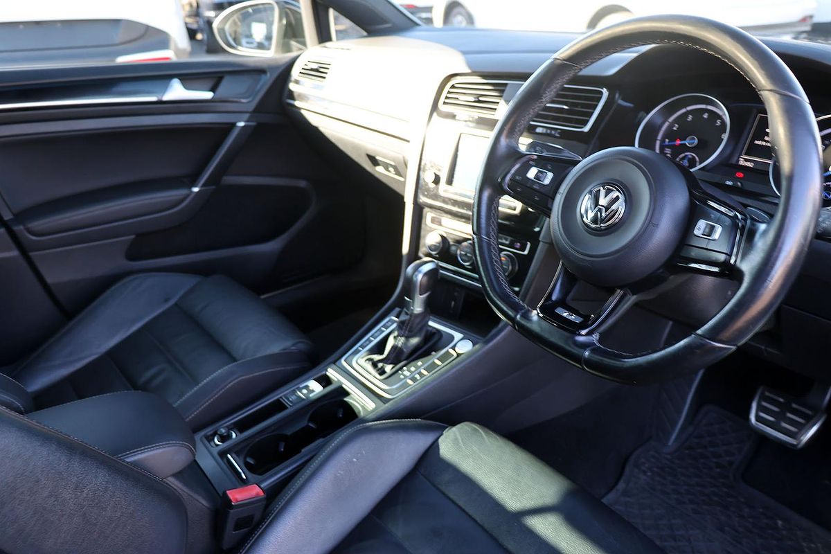 2016 Volkswagen Golf R 7
