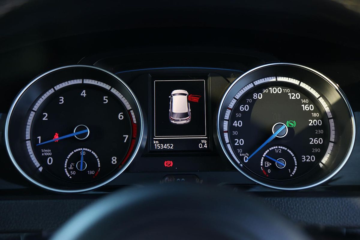 2016 Volkswagen Golf R 7