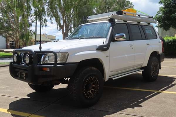 2005 Nissan Patrol ST-S GU IV