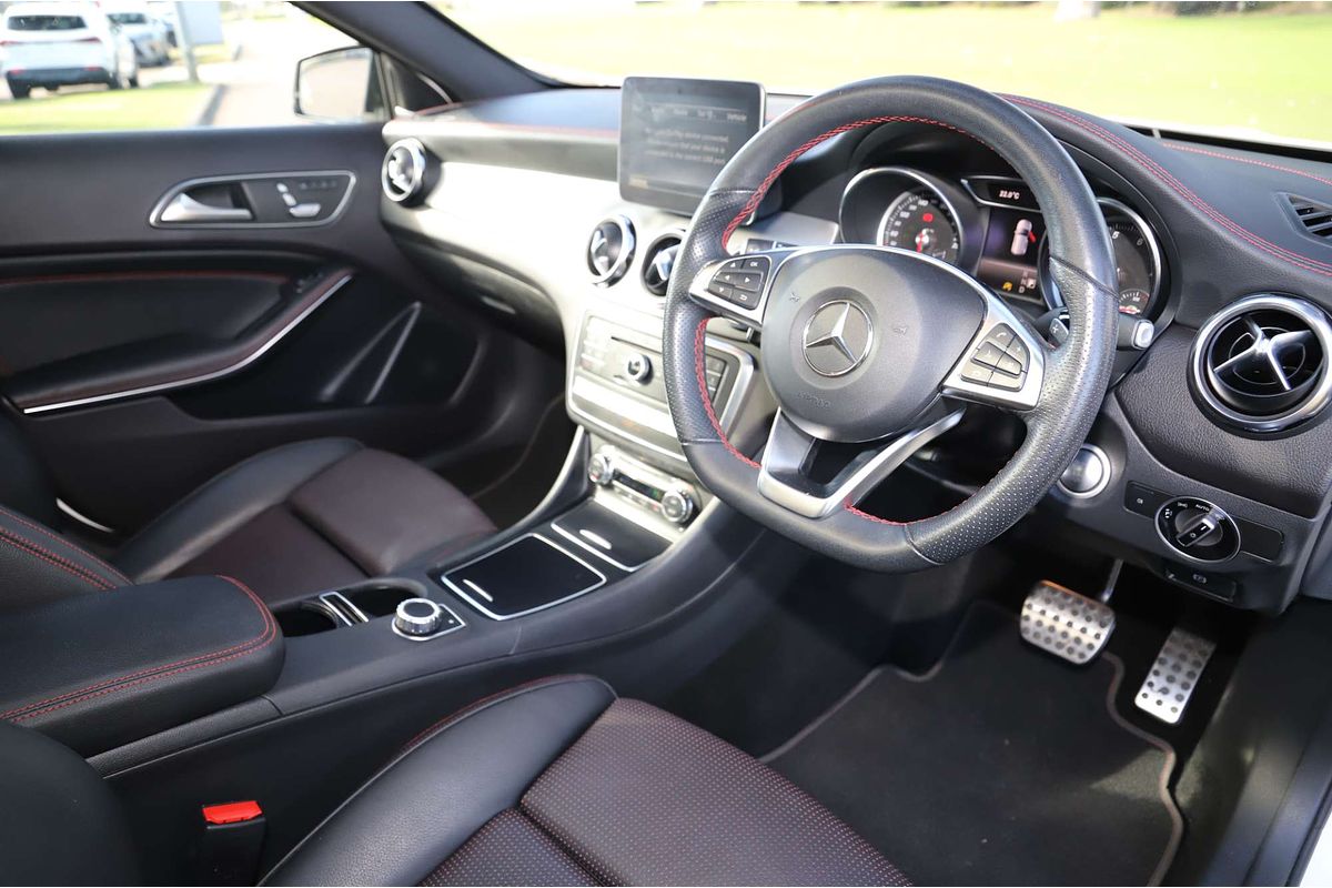 2019 Mercedes-Benz GLA-Class GLA250 X156