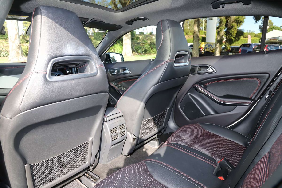 2019 Mercedes-Benz GLA-Class GLA250 X156