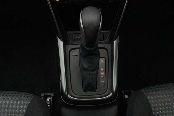 2023 Suzuki S-Cross GLX JYB