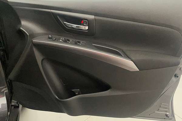 2023 Suzuki S-Cross GLX JYB