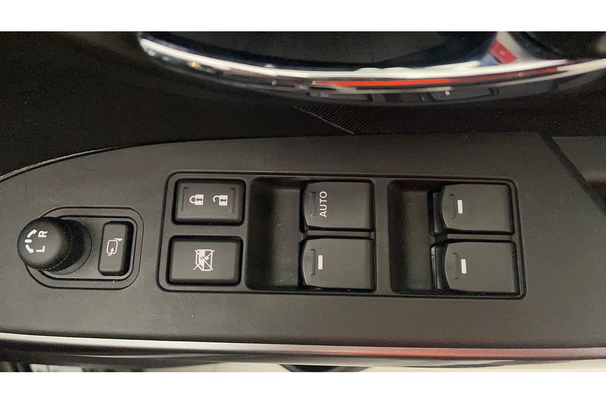 2023 Suzuki S-Cross GLX JYB