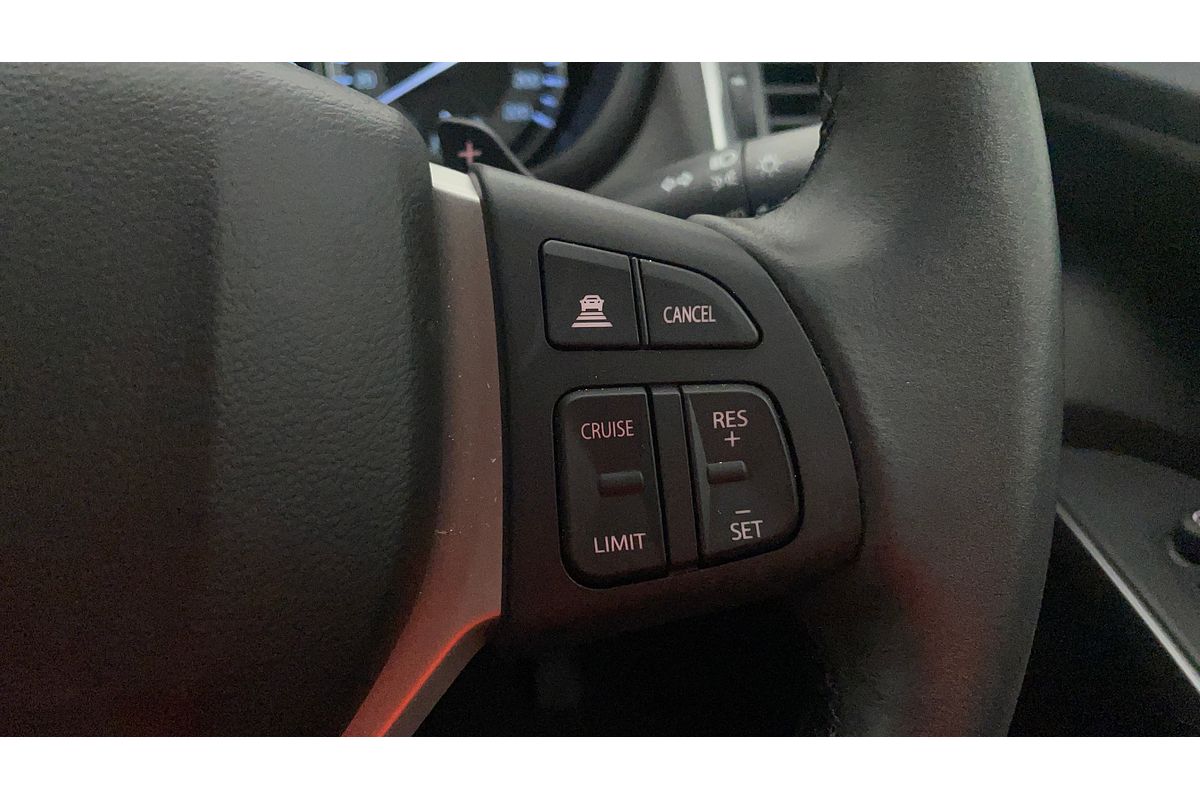 2023 Suzuki S-Cross GLX JYB