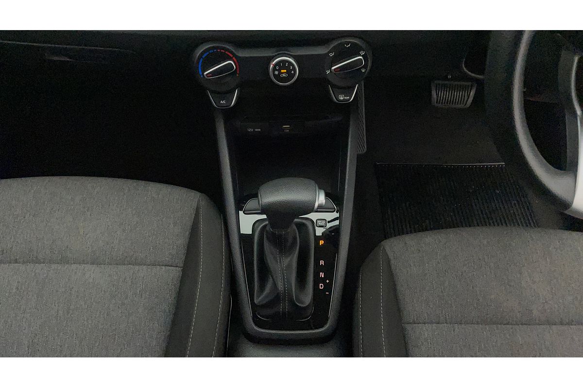 2022 Kia Stonic S YB
