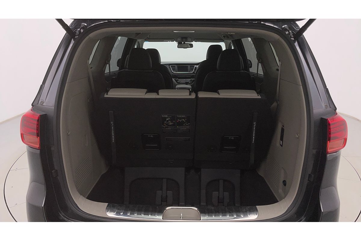 2018 Kia Carnival Platinum YP