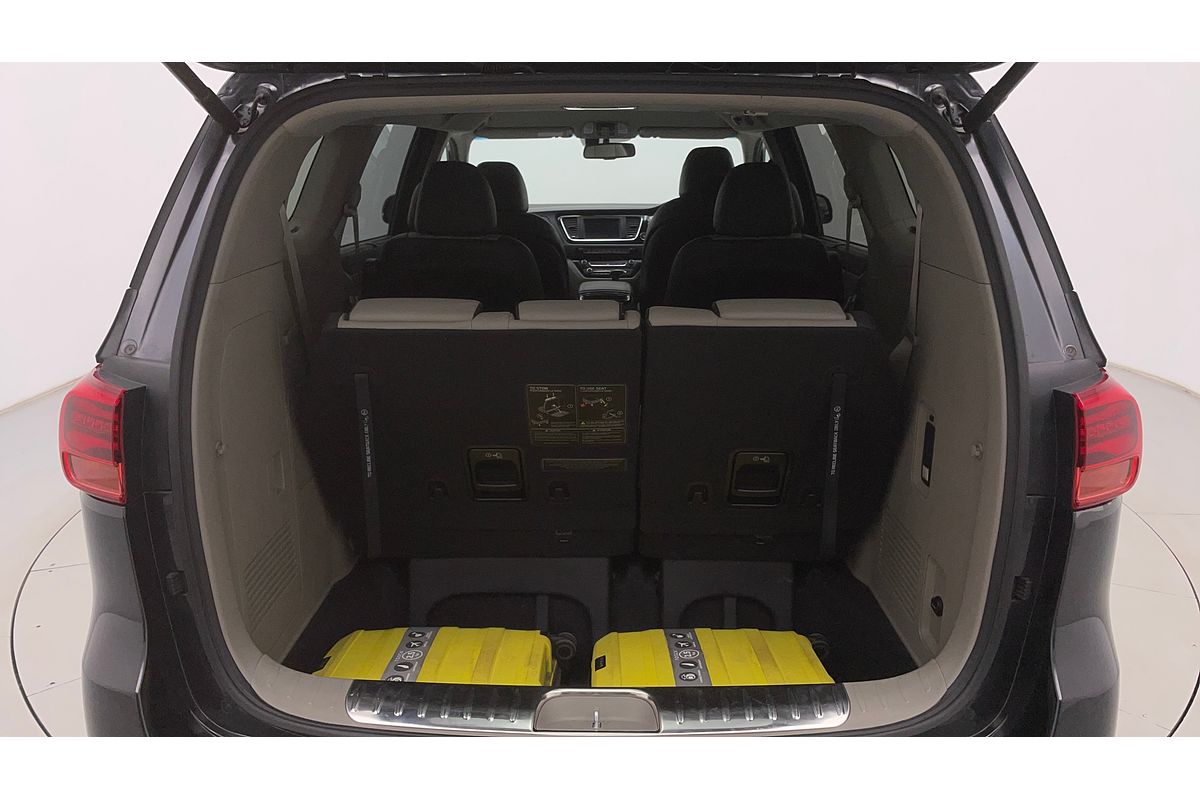 2018 Kia Carnival Platinum YP