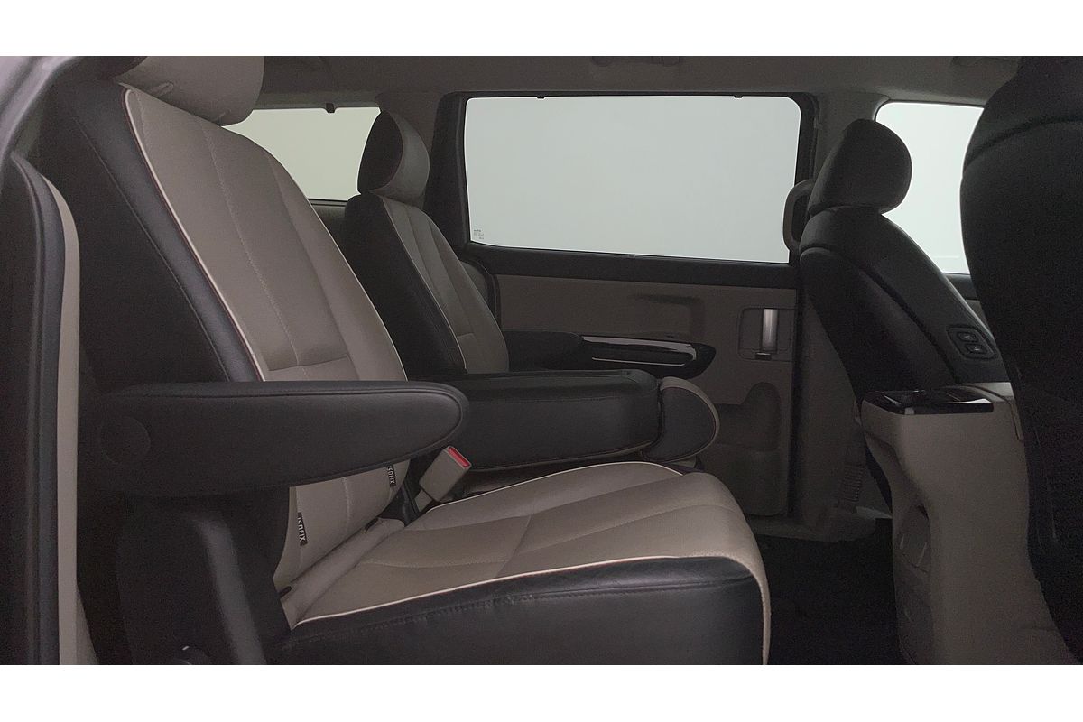 2018 Kia Carnival Platinum YP