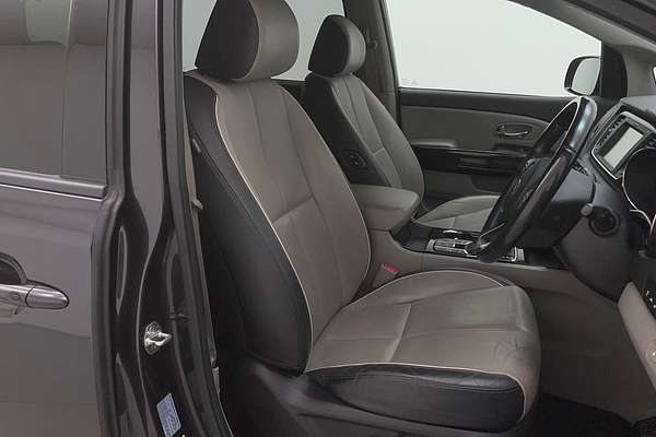 2018 Kia Carnival Platinum YP