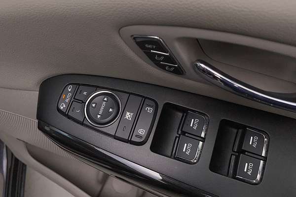 2018 Kia Carnival Platinum YP