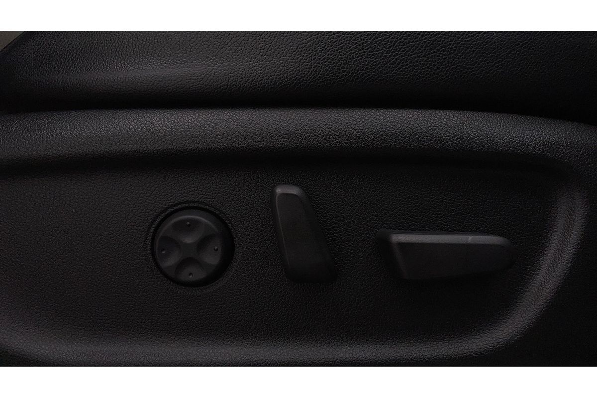 2018 Kia Carnival Platinum YP