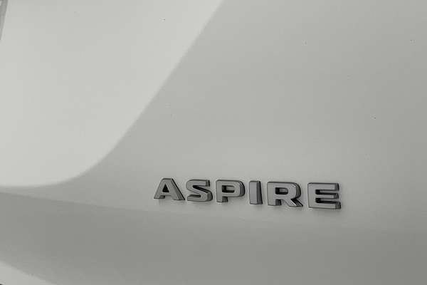 2023 Mitsubishi Outlander Aspire ZM