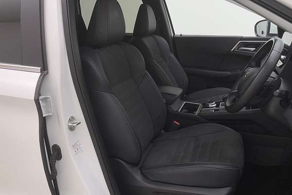 2023 Mitsubishi Outlander Aspire ZM