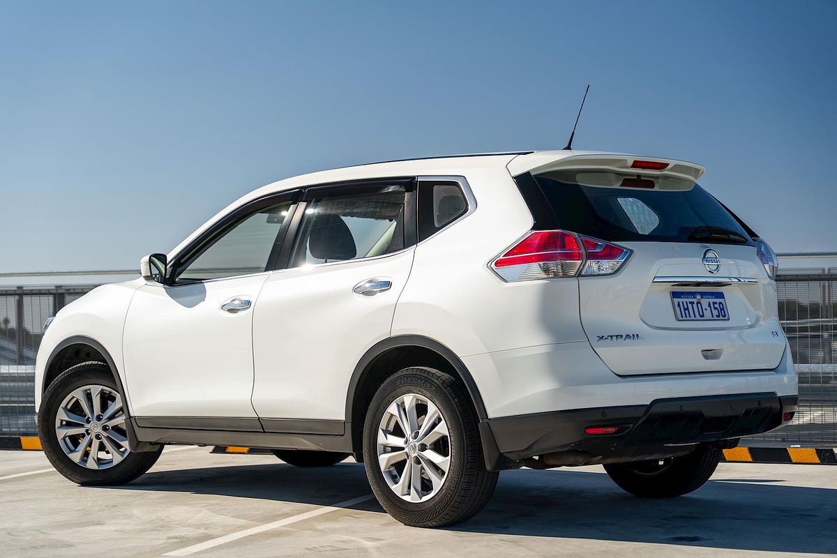 2015 Nissan X-TRAIL ST T32