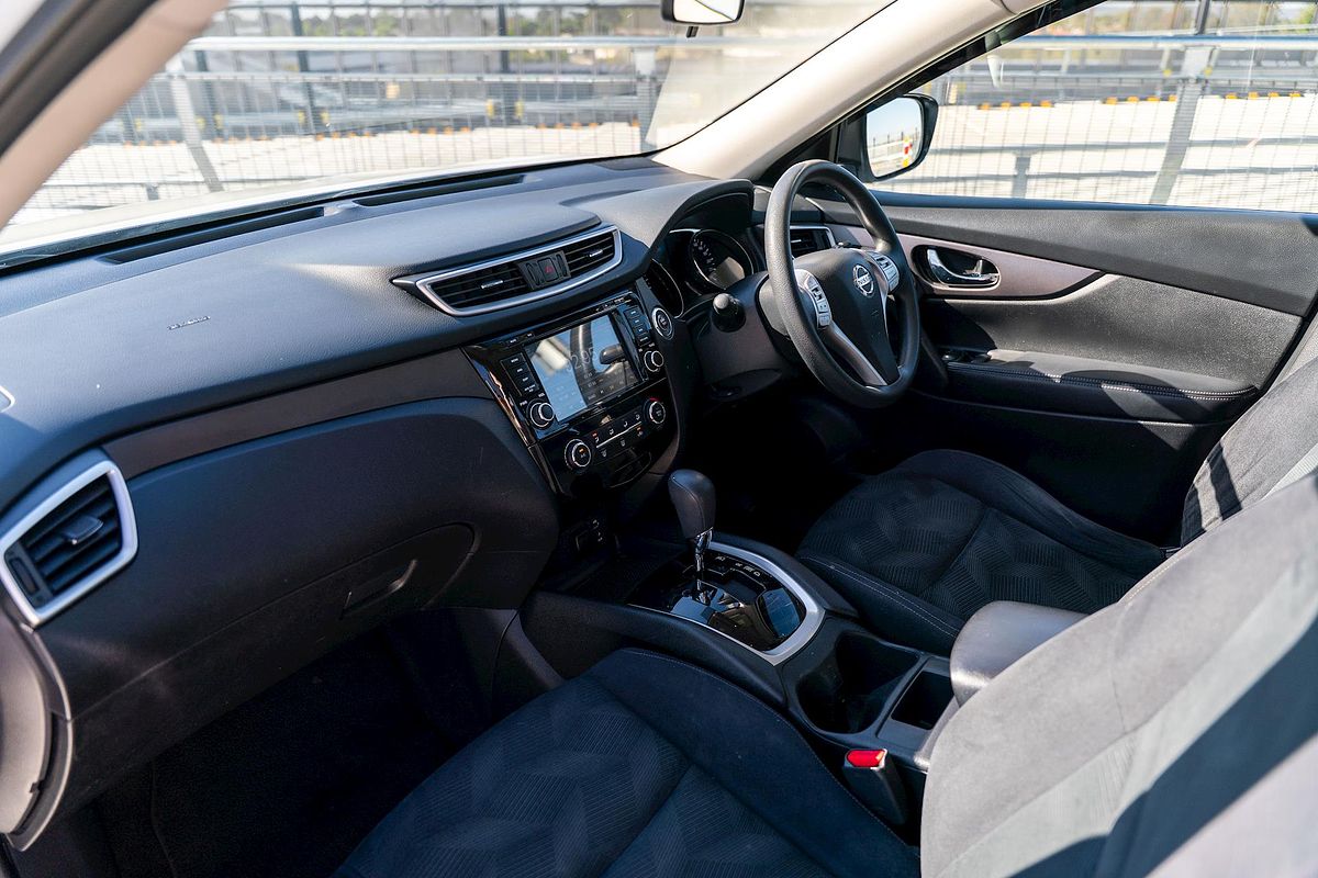 2015 Nissan X-TRAIL ST T32